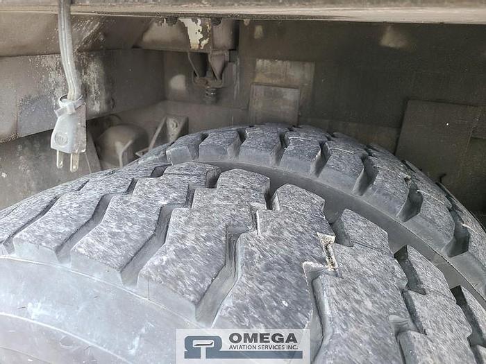 Used 1997 FMC LMD2000 Aircraft Deicer (2,000 total gallon tank cap)