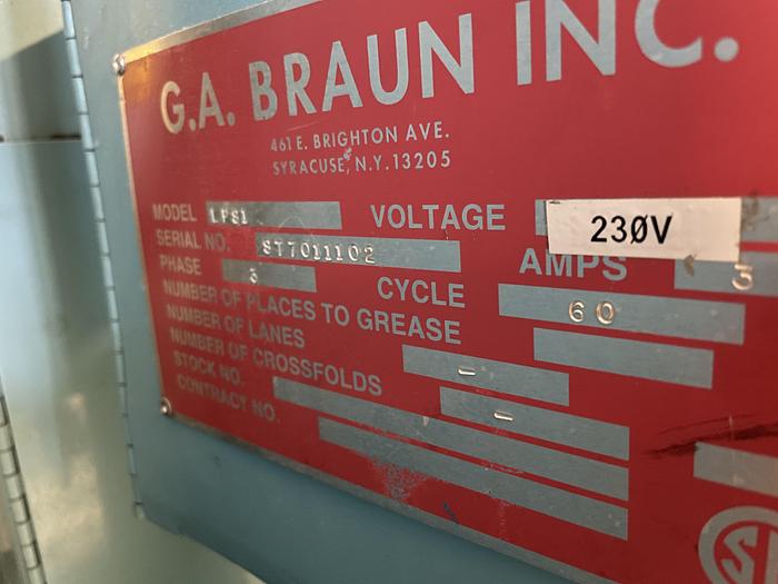 Used 2007 Braun sheet folder with stacker