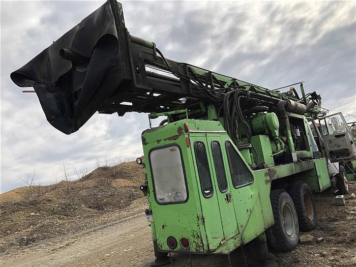 Used 1981 Chicago Pneumatic T650 Drill Rig