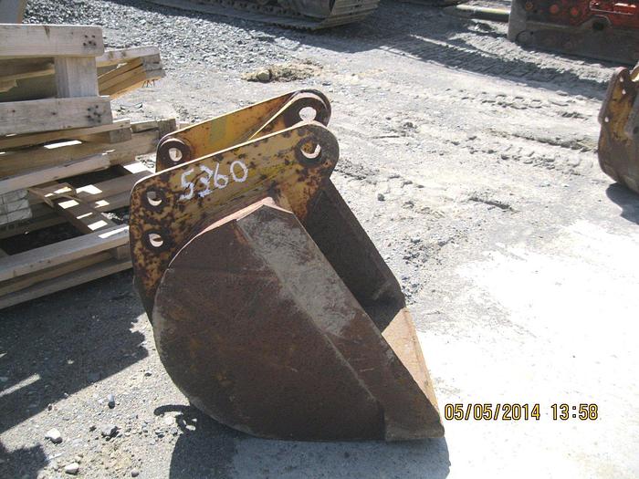 Used 24" DITCHING BUCKET, 1 3/4" X 1 1/2" PIN SIZE, 8 1/4" & 9 3/4" FACE SPREAD, 1...