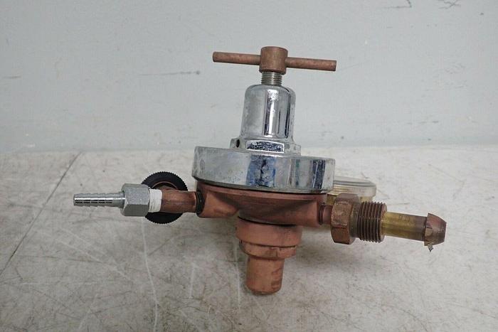 Used Fisher Scientific Dual Gas Pressure Regulator