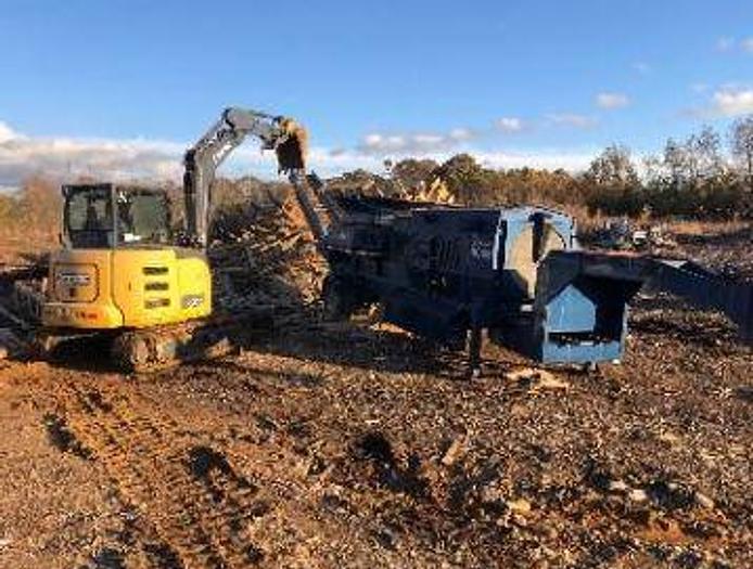 Used 2008 Duratech  2009 tub grinder