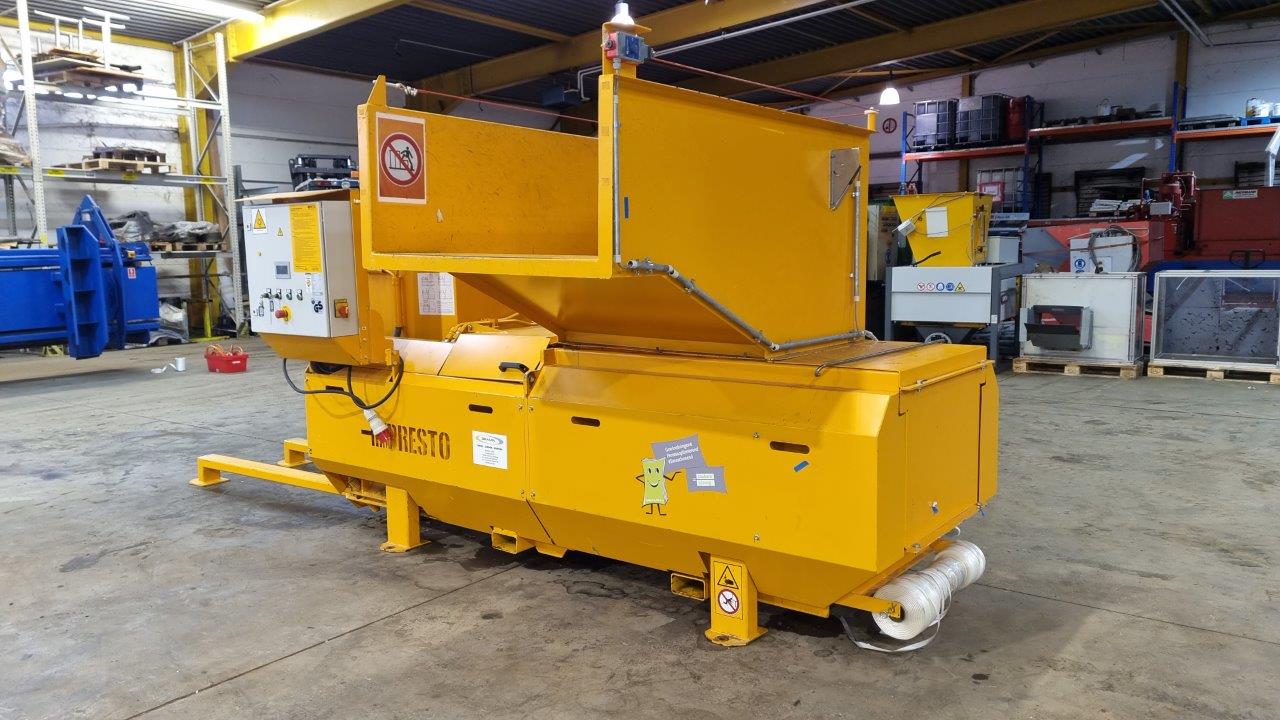 Used Ballenpresse Presto CC 20 M, Baujahr 2016, Presskraft 20 t