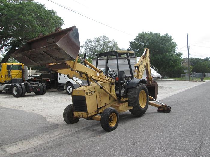 Used 1996 Ford 575D Tractor Loader Backhoe
