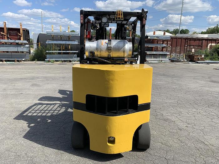 Used 12,000 POUND YALE ROLL CLAMP TRUCK W/ 72" CASCADE PAPER CLAMP