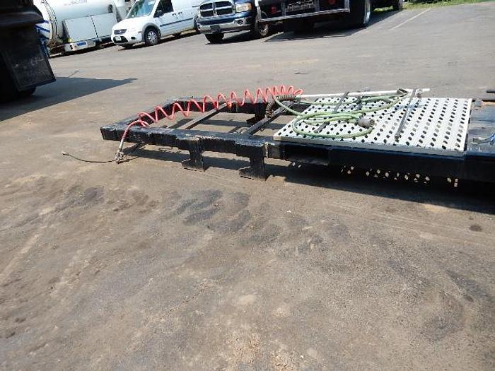 Used 14' Kybato AR-500 Quick Change Box with Kybato Quick Change 5th Wheel Plate & Aluminum headache rack