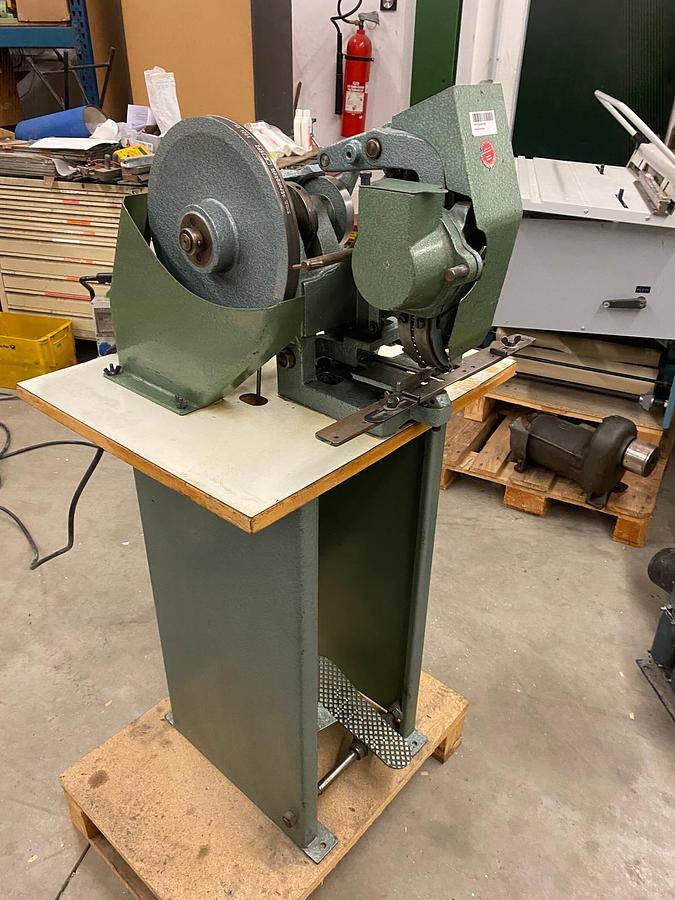 Gebraucht Hang 103 LOK Ösmaschine