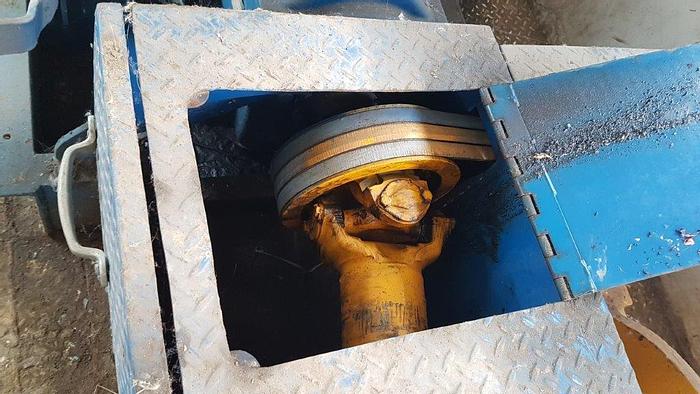 Used SJ PETRO SJ300 TRIPLEX MUD PUMP