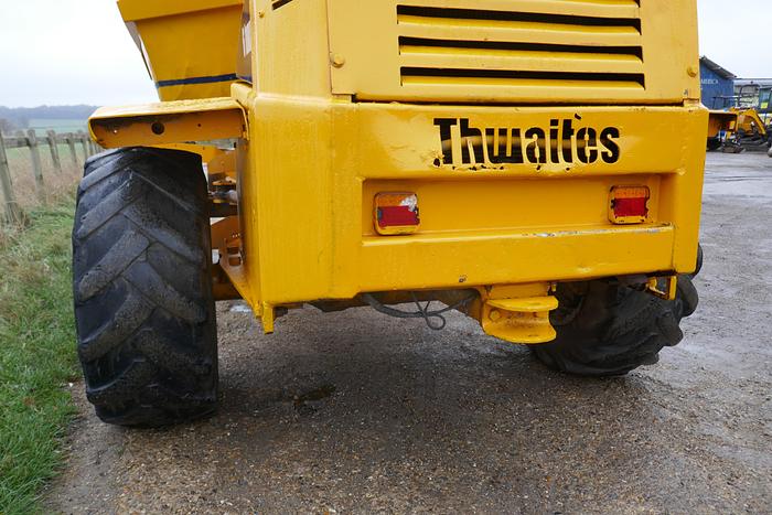Used 2003 THWAITES 6 TON SWIVEL