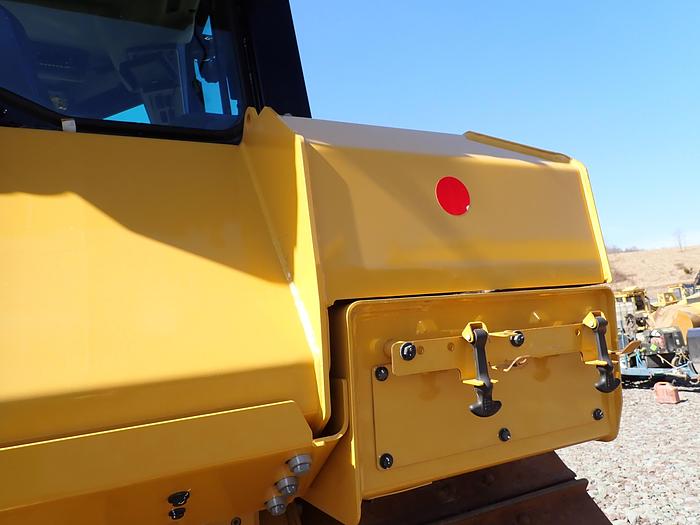 Used 2022 CAT D6 LGP Crawler Dozer