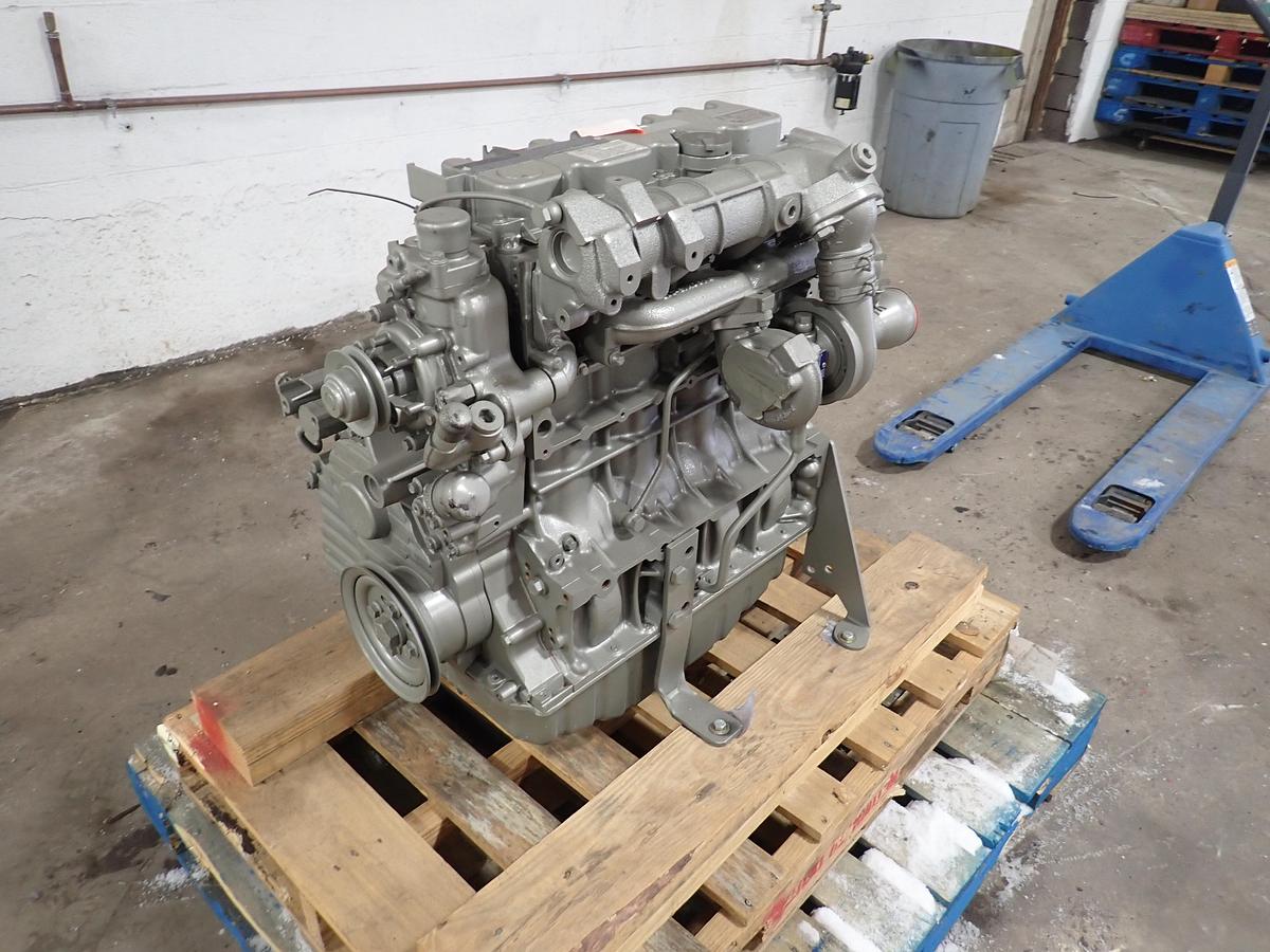 Deutz TD2011 L04W Diesel Engine FACTORY REMAN!