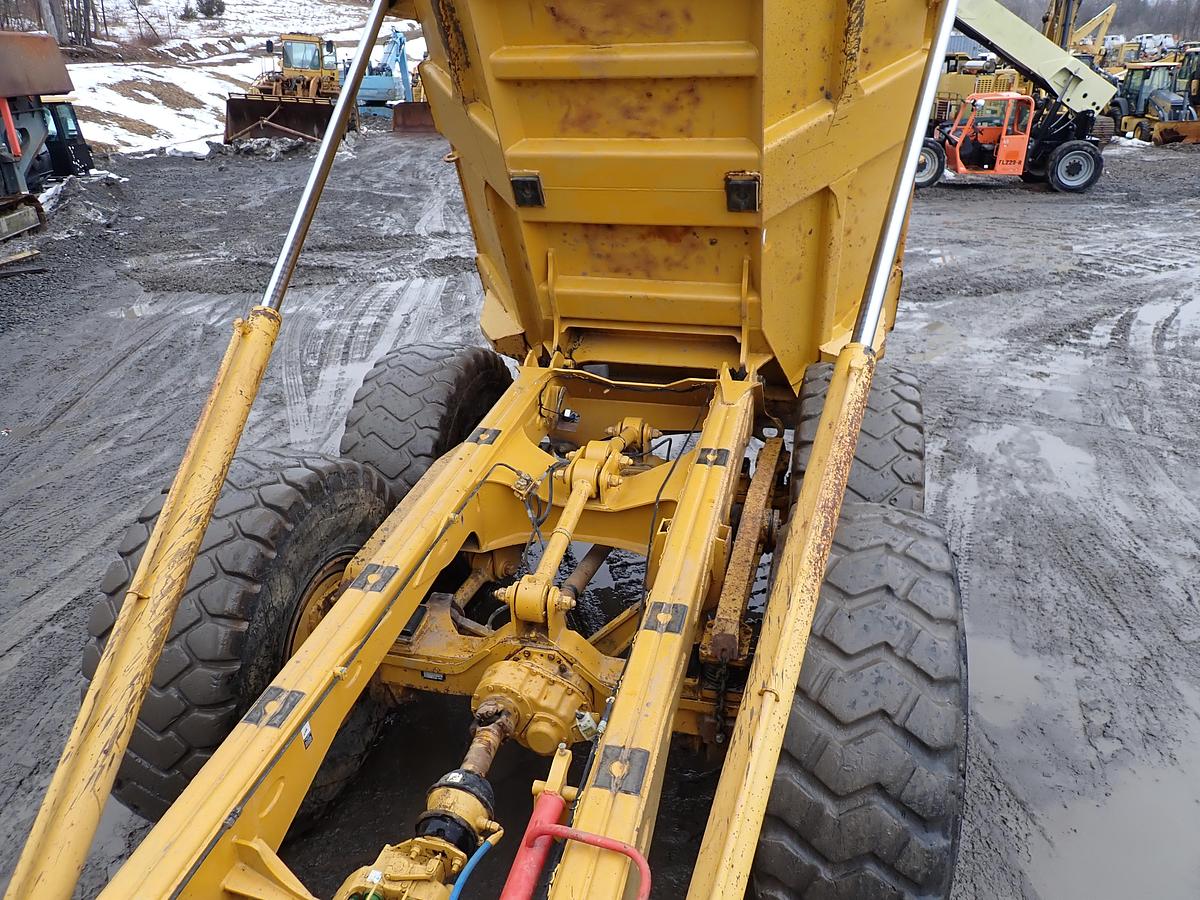 Used 2000 John Deere 300C Articulated Haul Truck