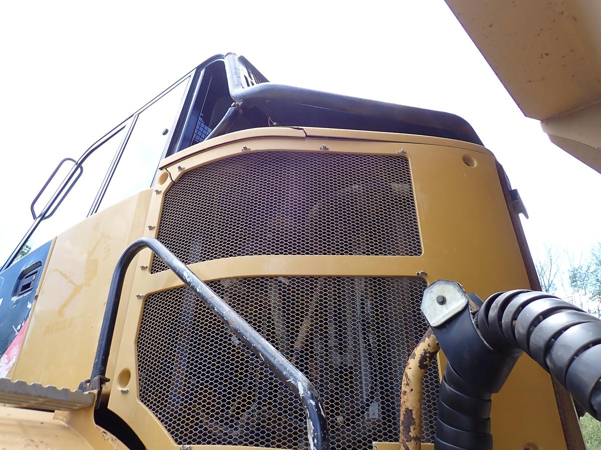 Used 2013 CAT 740B Articulated Haul Truck