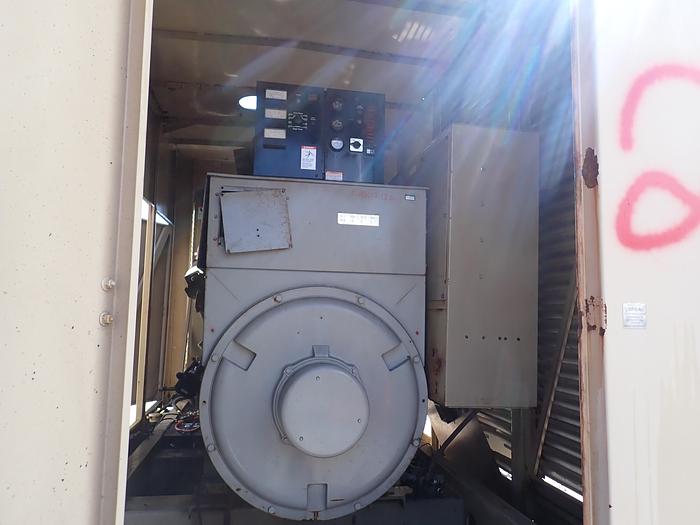Used 1990 Cummins KTA38-G1 650 KW Generator Set CONTINUOUS DUTY