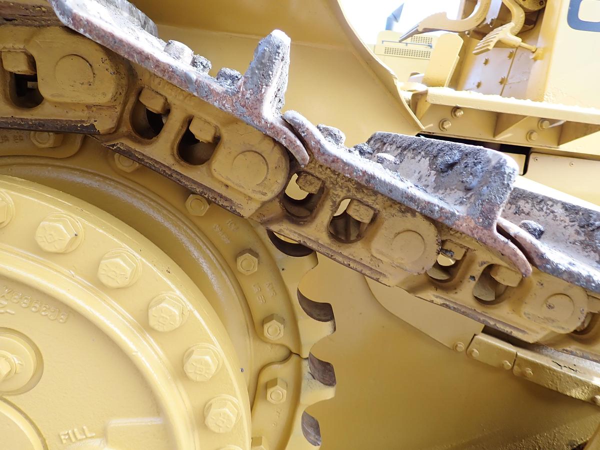 Used 1988 CAT D4H Series II Crawler Dozer