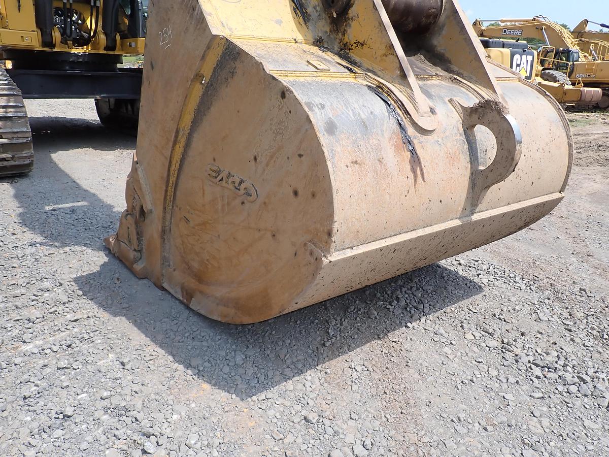 Used 2021 John Deere 870G LC Hydraulic Excavator MASS EXCAVATING BOOM