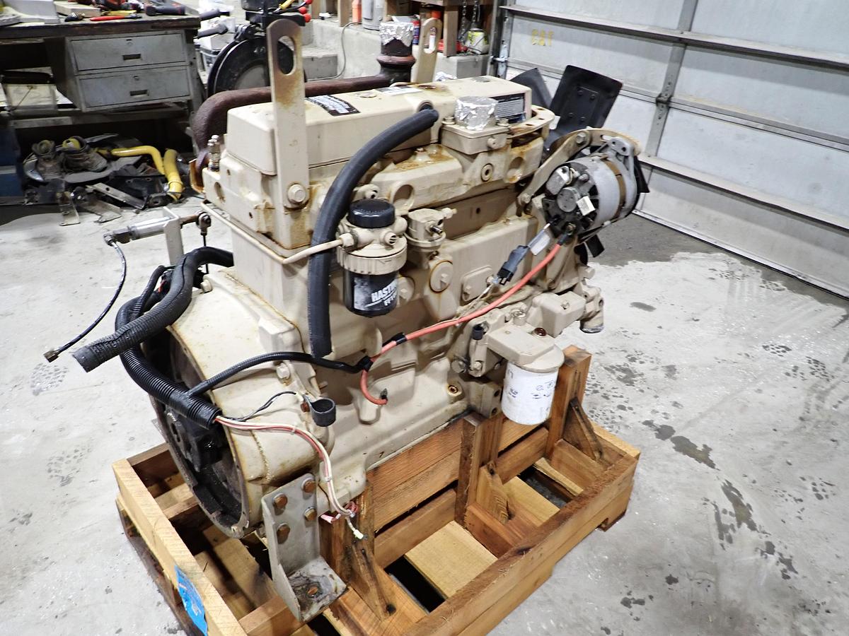 Used 2000 John Deere 4045DF150 Diesel Engine