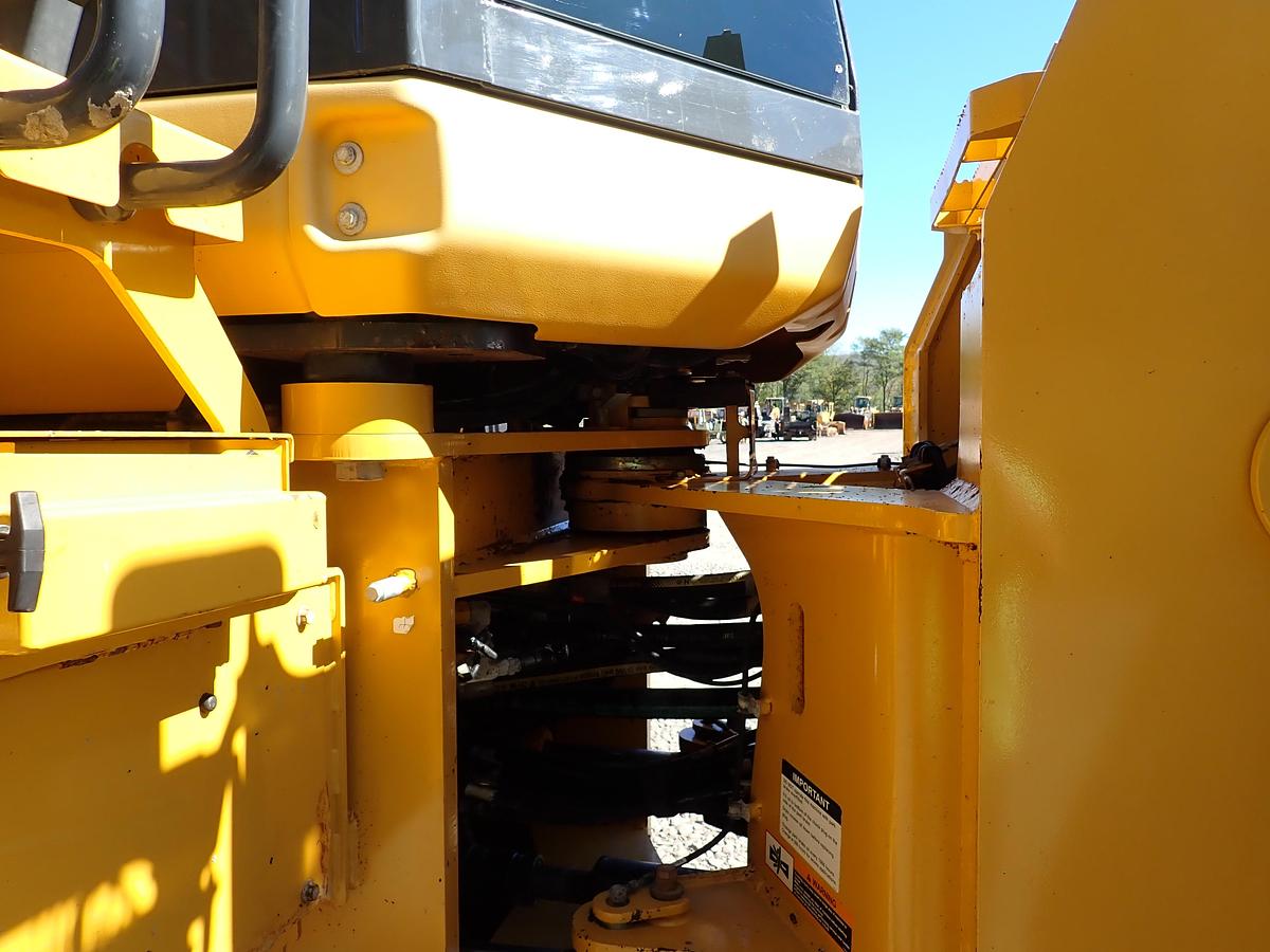Used 2019 John Deere 744L Wheel Loader QUICK COUPLER!