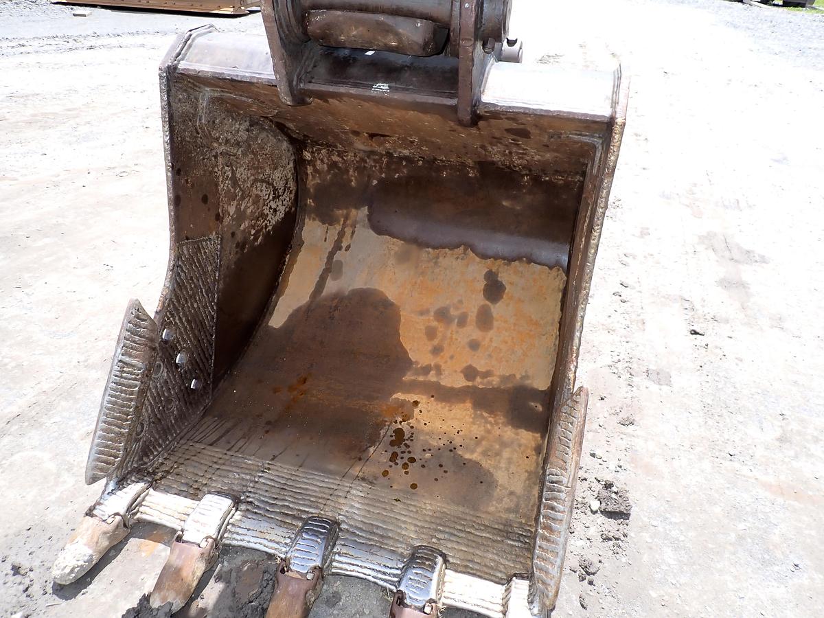 Used 2015 John Deere 160G LC Excavator HYDRAULIC THUMB & QC
