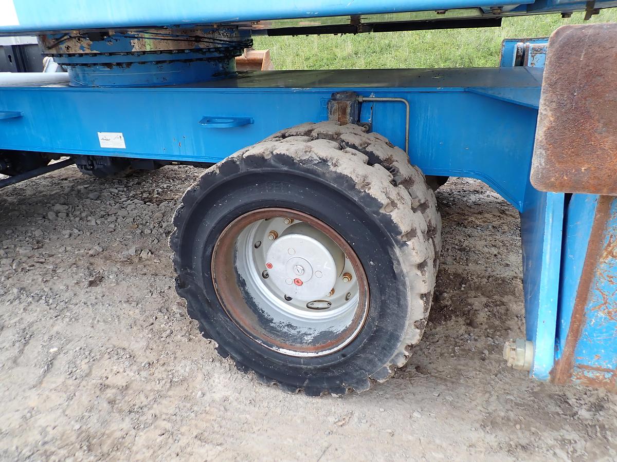 Used 2011 Fuchs MHL340 Wheeled Material Handler