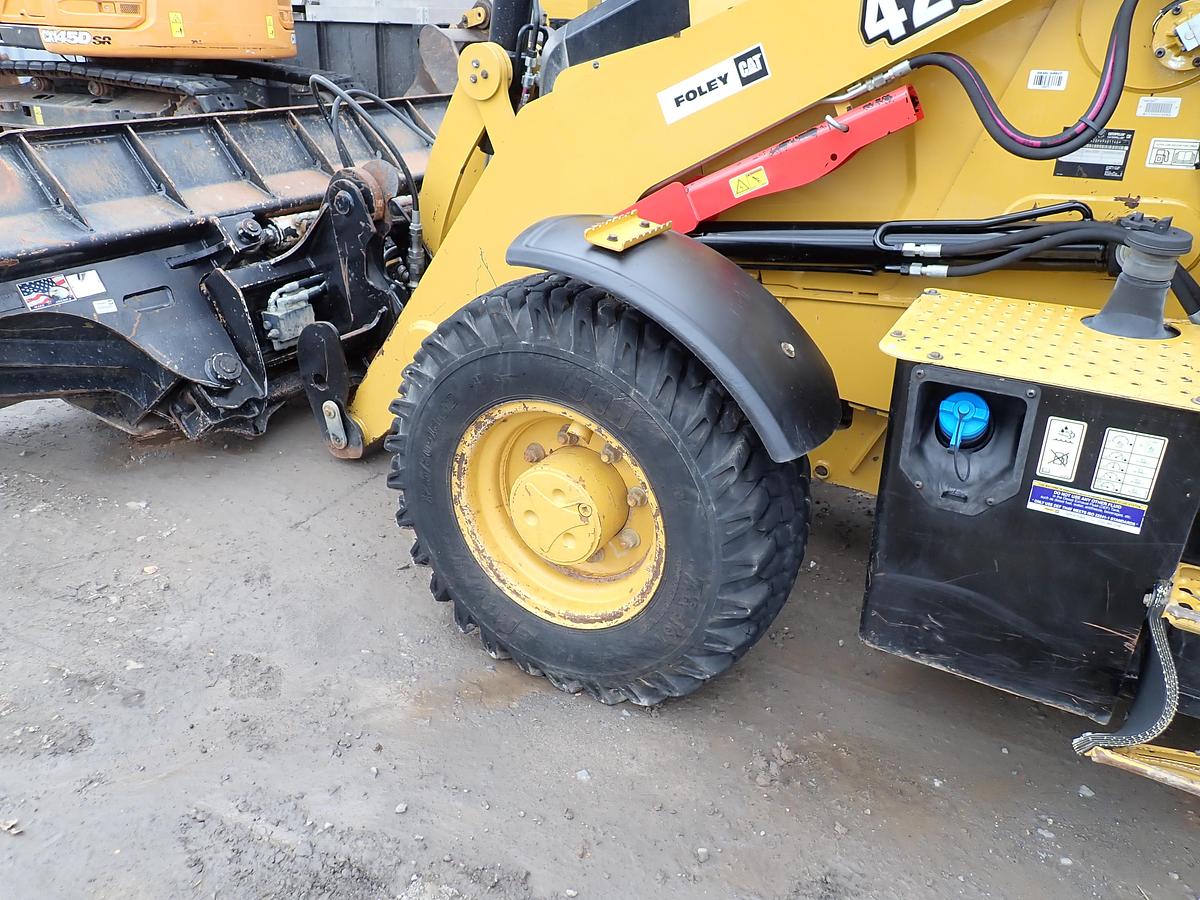Used 2022 CAT 420 XE Backhoe Loader 