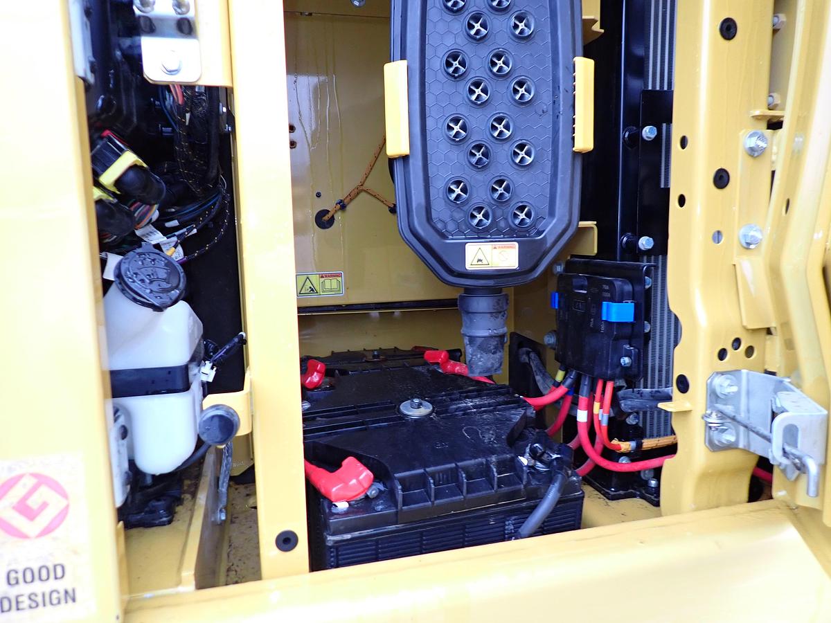 Used 2019 CAT 323 Hydraulic Excavator HYD THUMB! Q/C