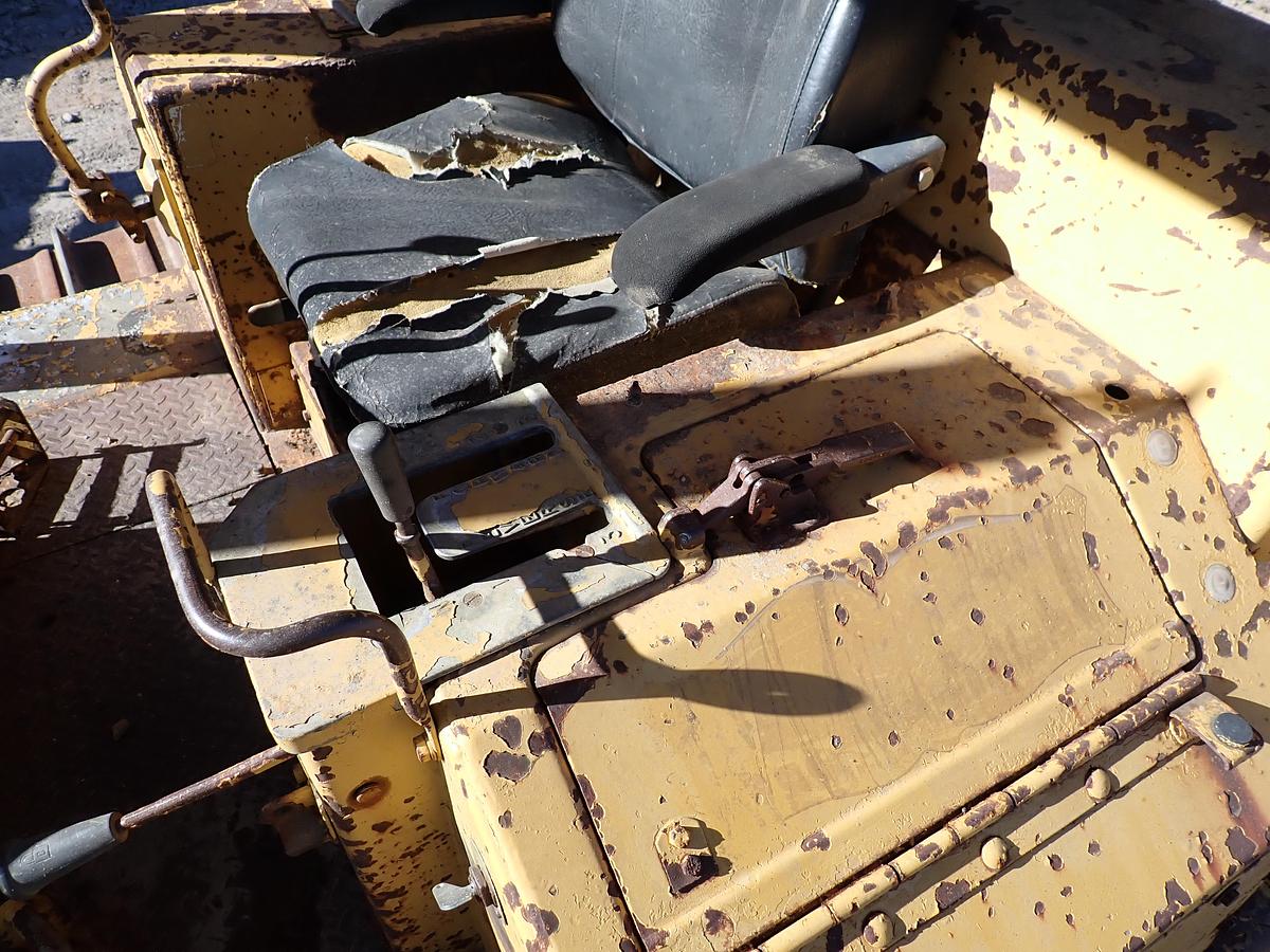 Used 1984 CAT D6D Crawler Dozer LGP W/ WINCH