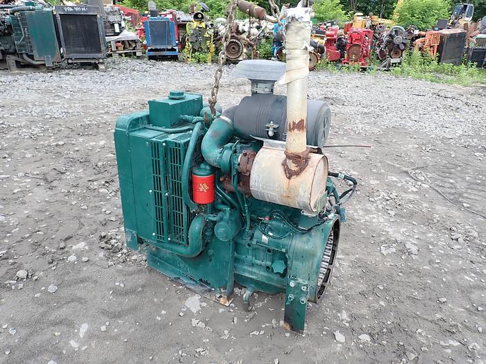 Used John Deere 4024TF281