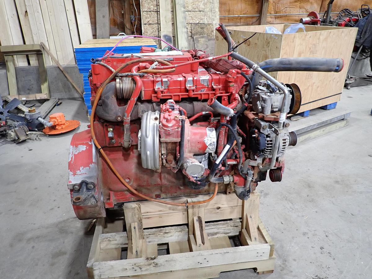 Used 2014 Cummins ISL9-300 Diesel Truck Engine 54K MILES!