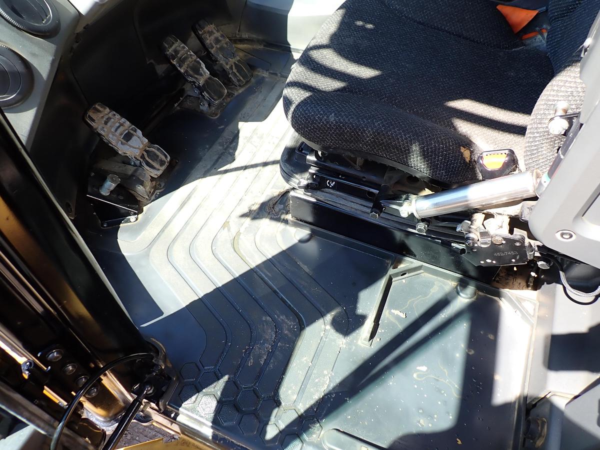 Used 2019 CAT 966M Wheel Loader Q/C & FORKS