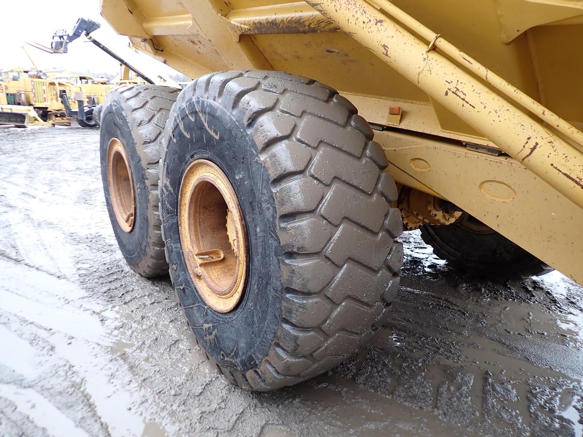 Used 2000 John Deere 300C Articulated Haul Truck