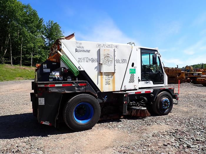 Used 2015 Global M4 Sweeper