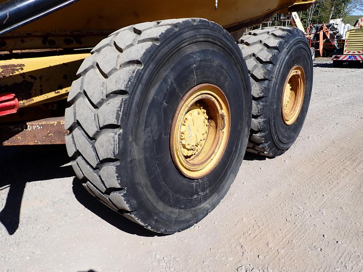 Used 2004 CAT 735 Articulated Haul Truck
