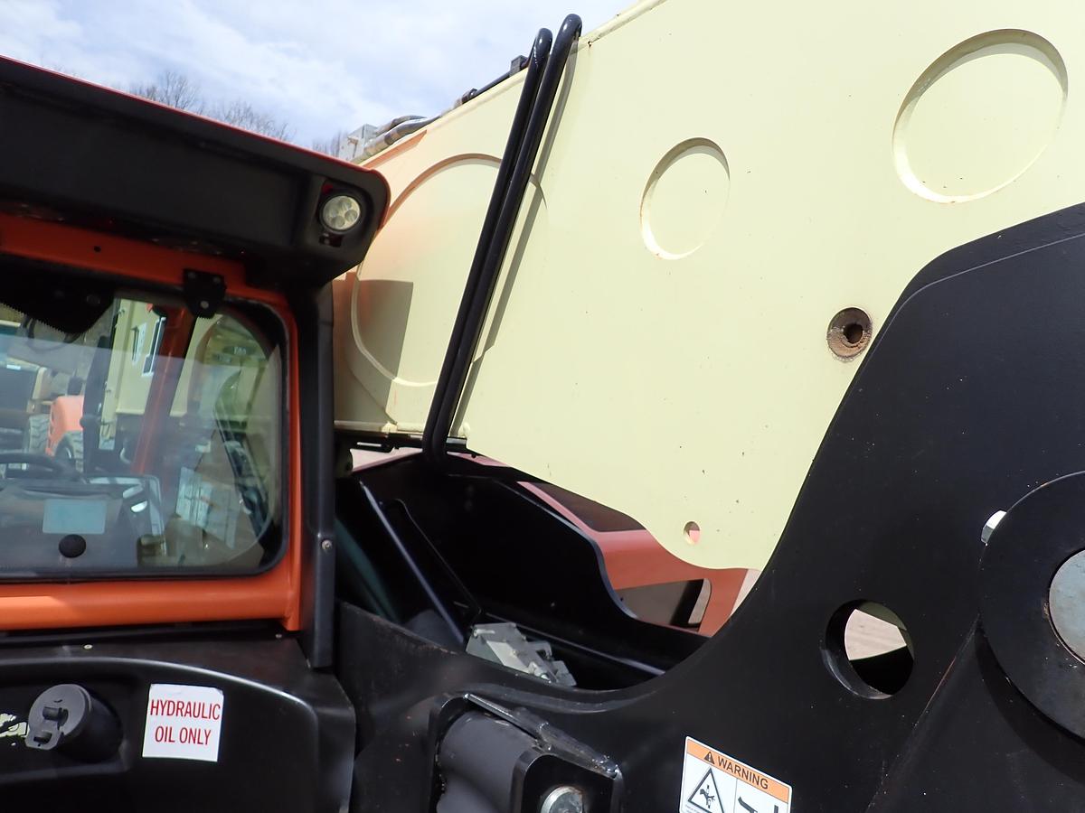Used 2019 JLG 1255 12K Telehandler
