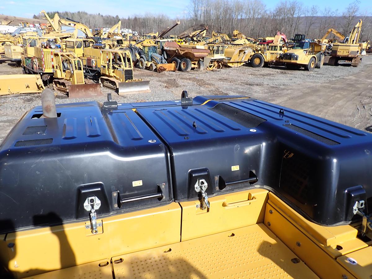 Used 2019 CAT 349FL Excavator Q/C Aux. Hydraulics