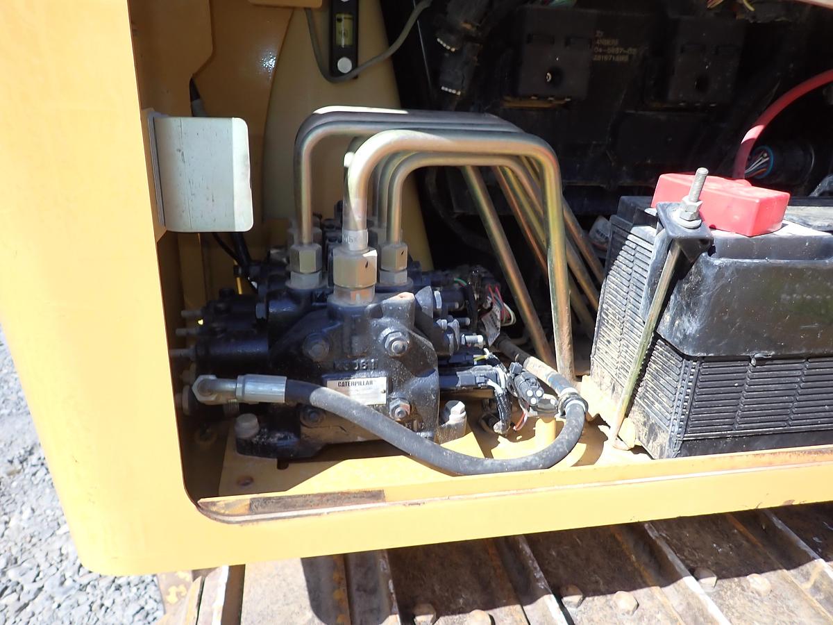 Used 2011 CAT D5K XL Crawler Dozer REBUILT ENGINE! PRE-EMISSIONS