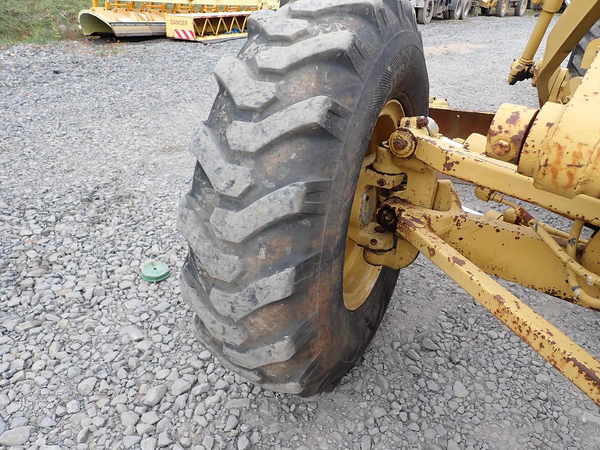 Used 1985 CAT 120G Motor Grader SUPER CLEAN
