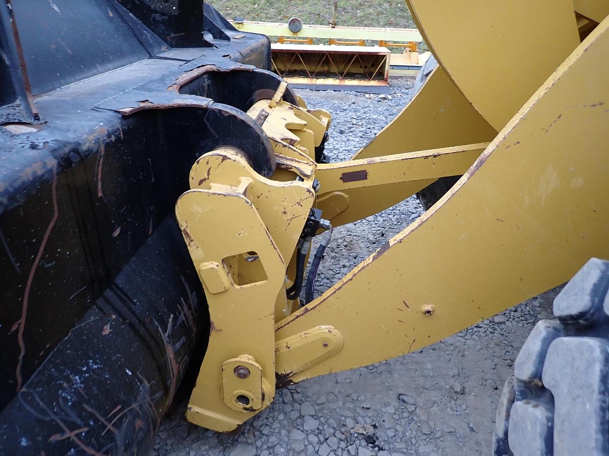 Used 2019 CAT 938M Wheel Loader