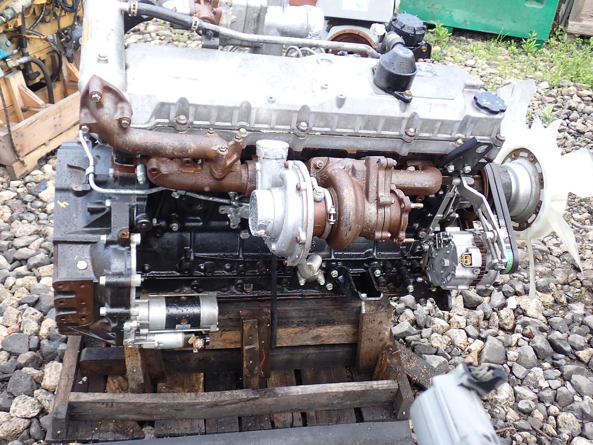 Used 2014 Isuzu 6HK1-XYGV-04 Diesel Engine