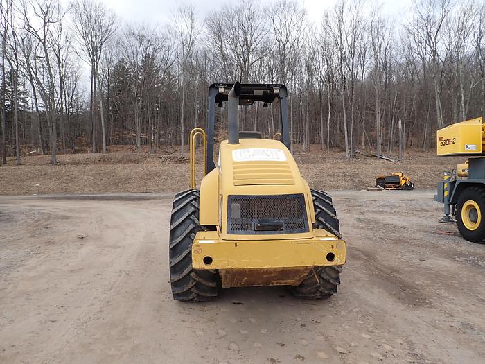 Used 2007 CAT CP-563E Padfoot Compactor