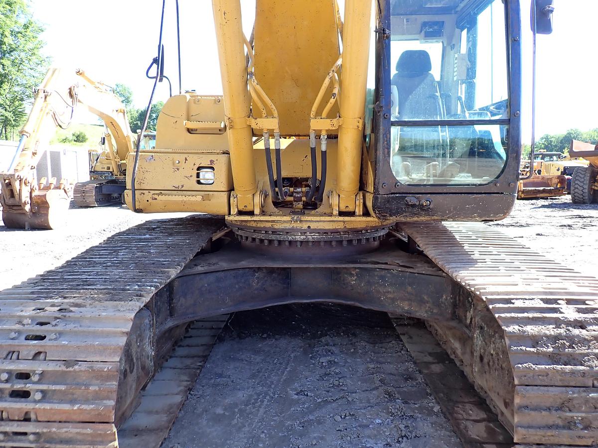 Used 2005 CAT 330CL Hydraulic Excavator