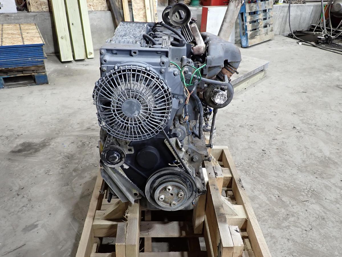 Used DEUTZ BF4L1011F Turbo Diesel Engine 