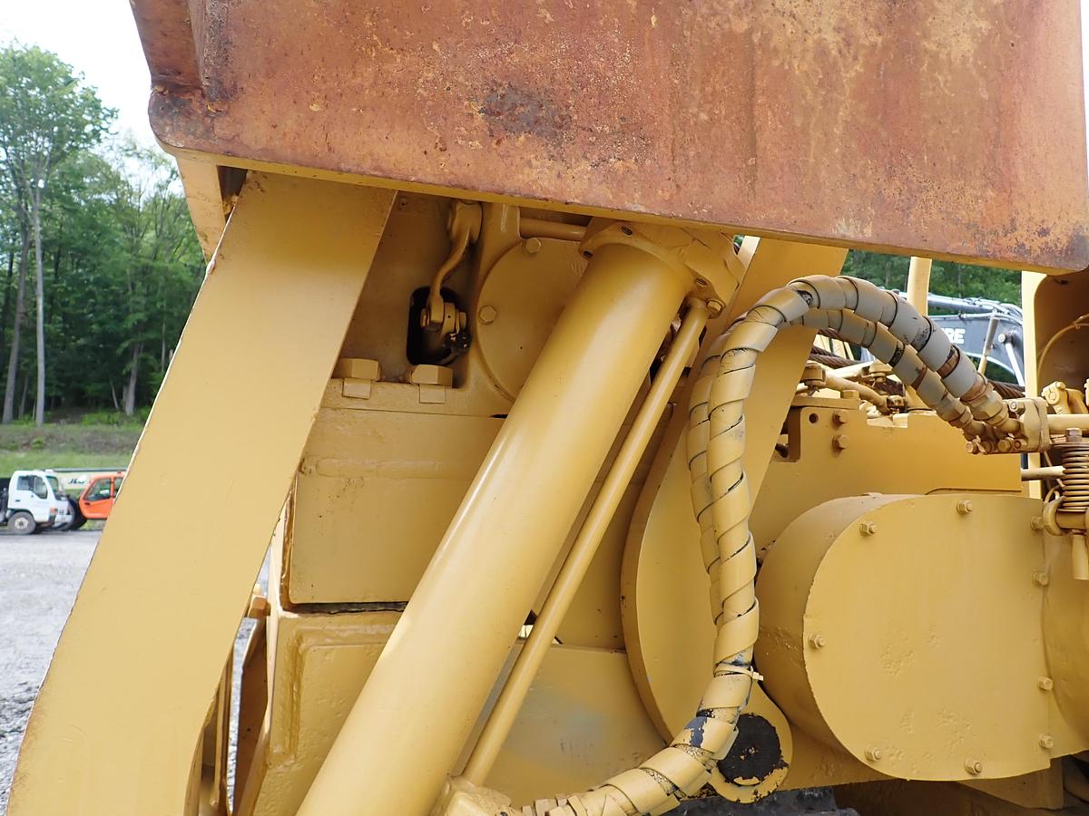 Used 1971 CAT 583H Crawler Pipelayer REAR WINCH