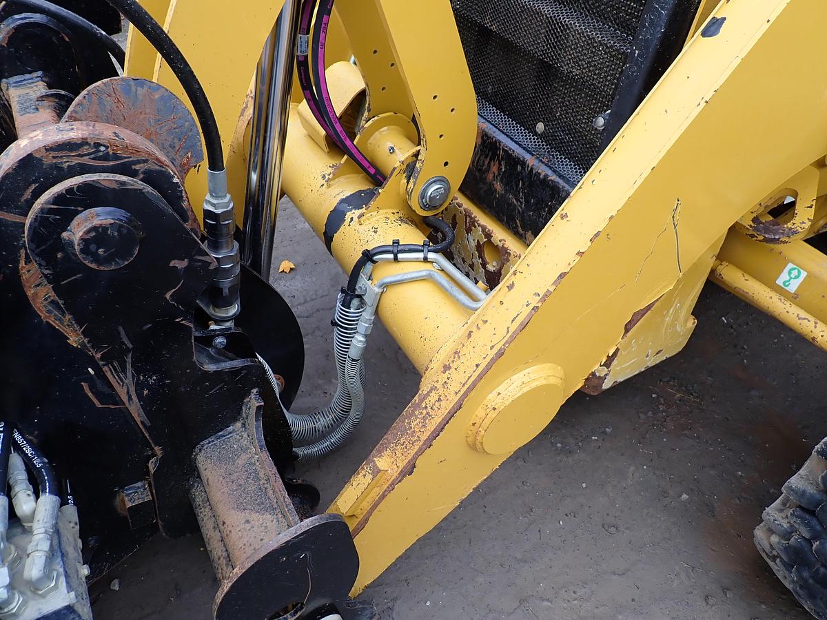 Used 2022 CAT 420 XE Backhoe Loader 