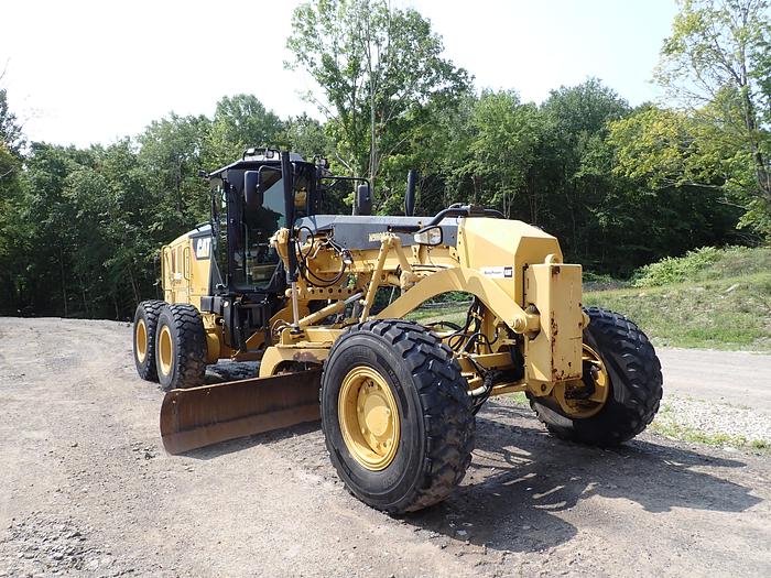 Used 2015 CAT 120M2 AWD
