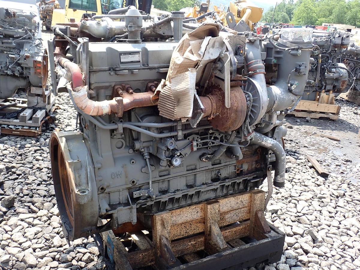 Used Isuzu 6WG1-XZSA-02E Diesel Engine ZX870LC-5 EXCAVATOR