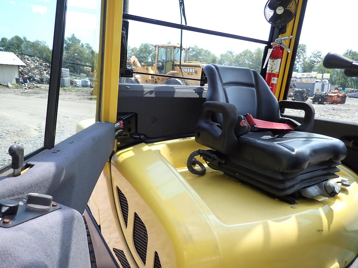 Used 2015 Hyster H80FT Diesel Forklift LOW HOURS! POSITIONERS!
