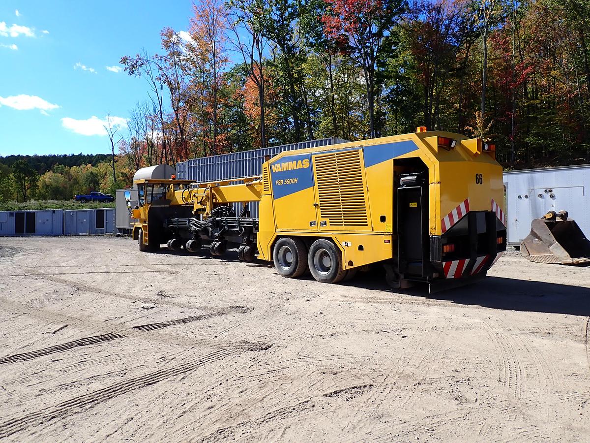 Used 2001 Vammas PSB 5500H Airport Runway Sweeper 