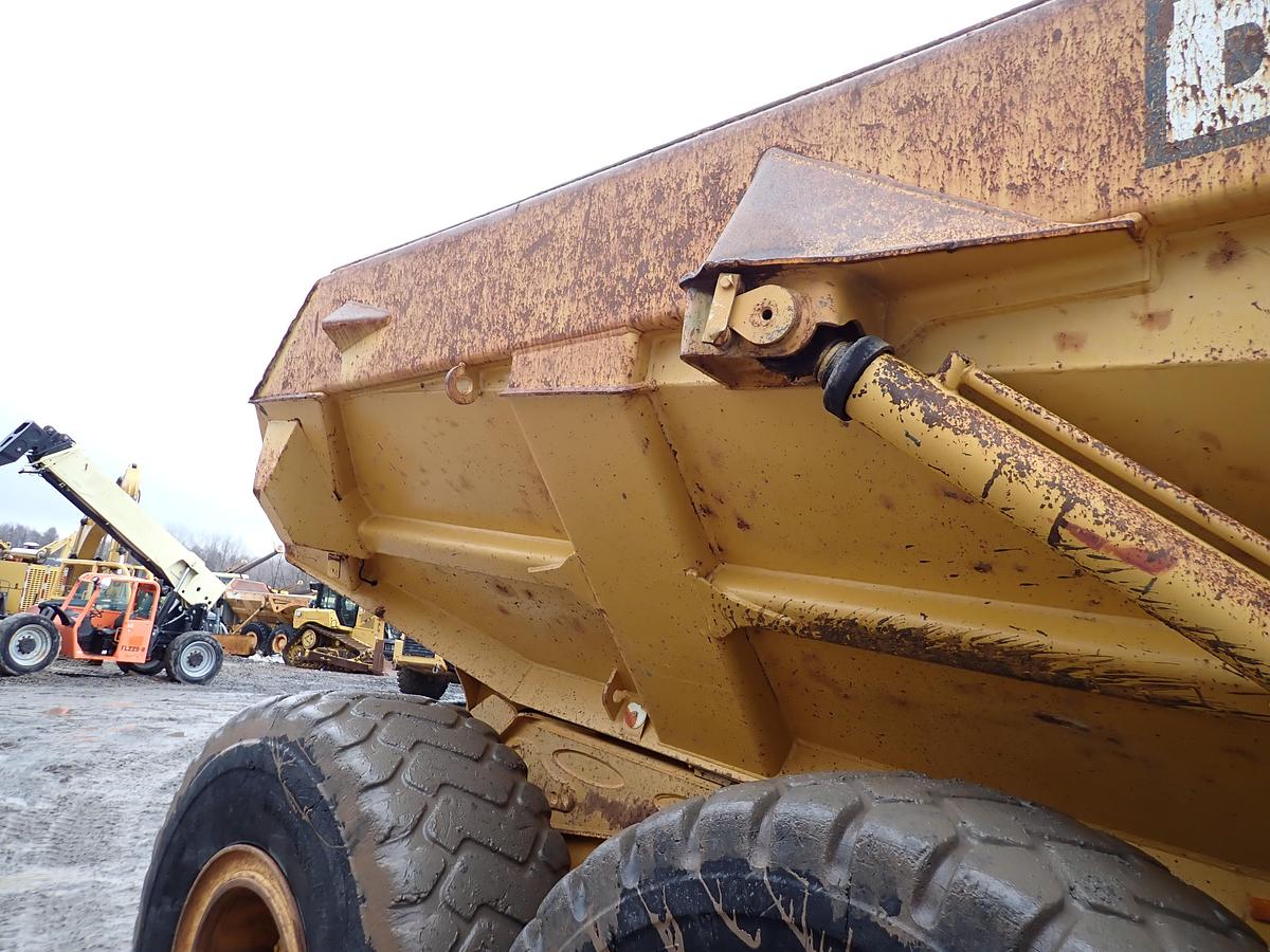 Used 2000 John Deere 300C Articulated Haul Truck