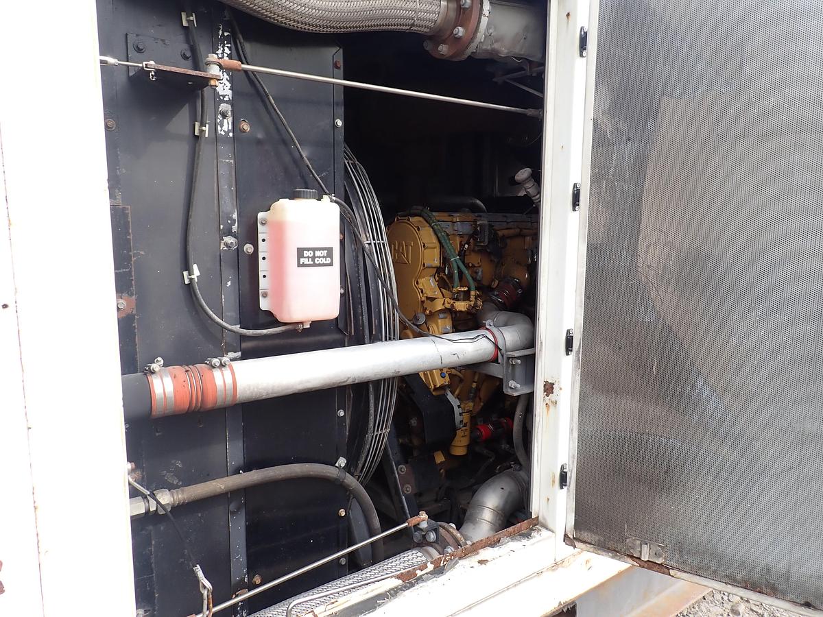 Used 2003 Sullair DE18 1550 CFM Oil Free Air Compressor CAT C16 8716 HRS
